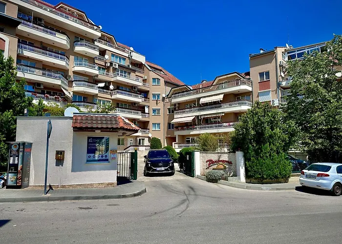 Sea Breeze Апартамент